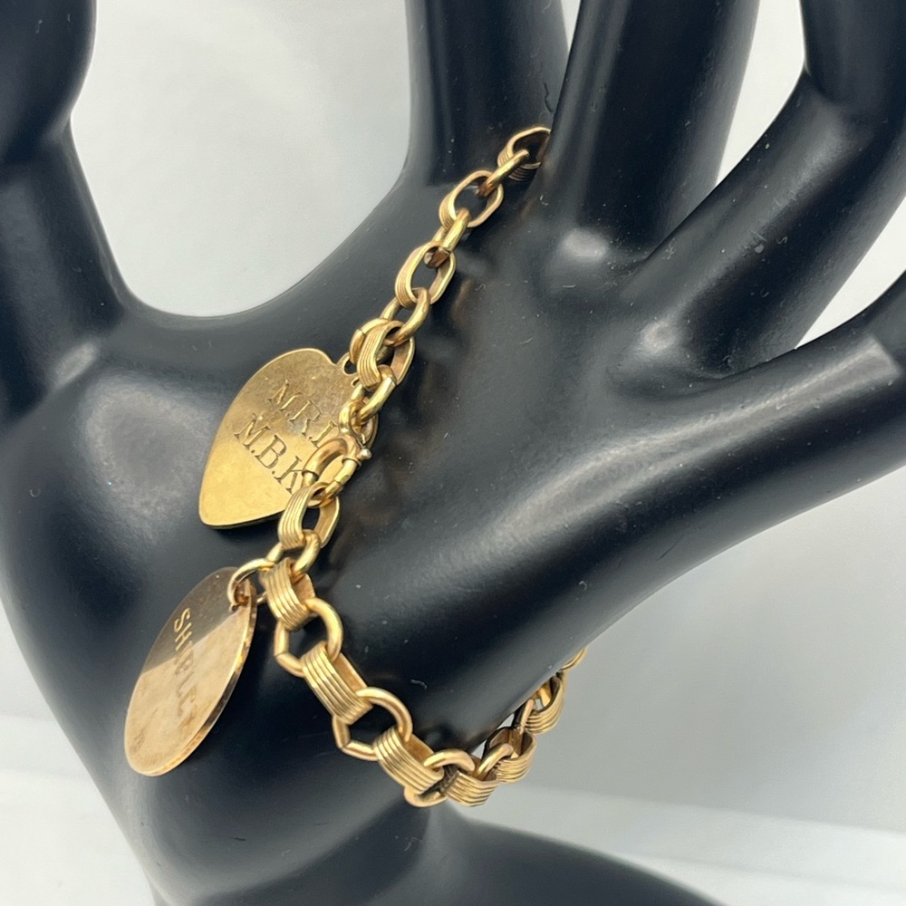 1950’s 12k gold filled charm bracelet w 2 engraved charms vintage chain - Picture 3 of 15